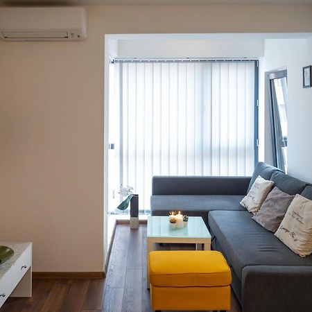 סופיה Bright Studio In The City Center מראה חיצוני תמונה