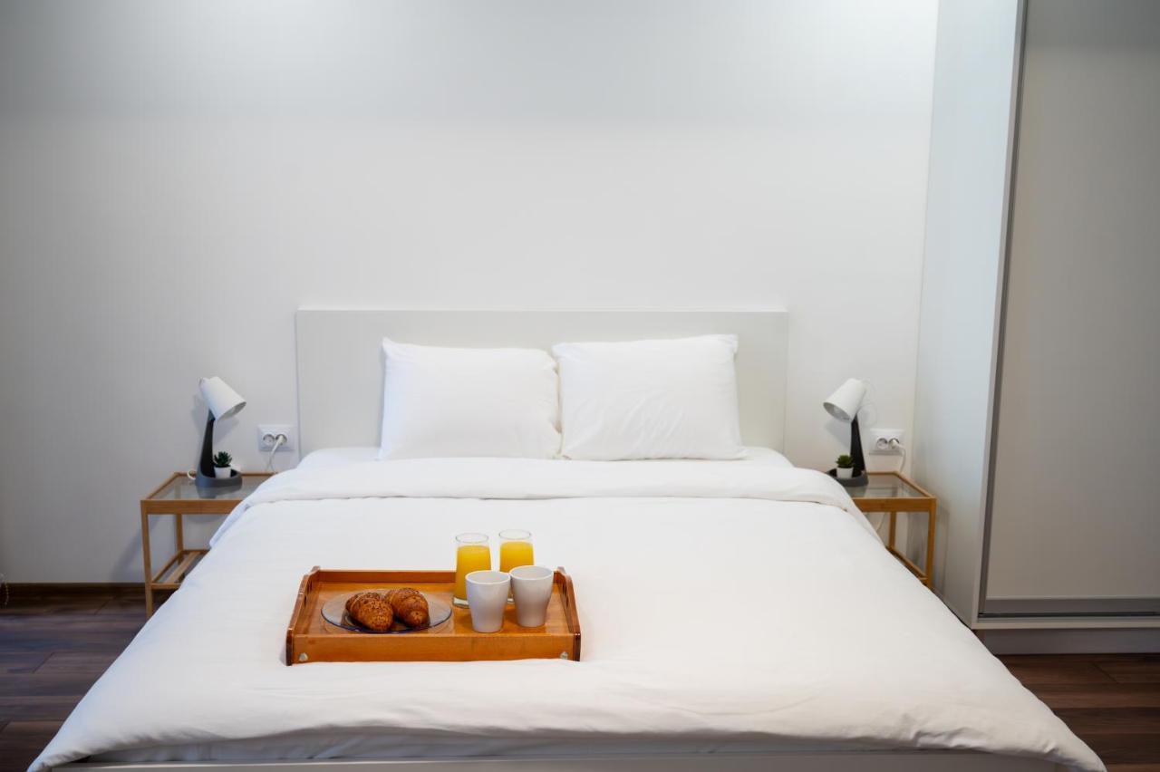 סופיה Bright Studio In The City Center מראה חיצוני תמונה