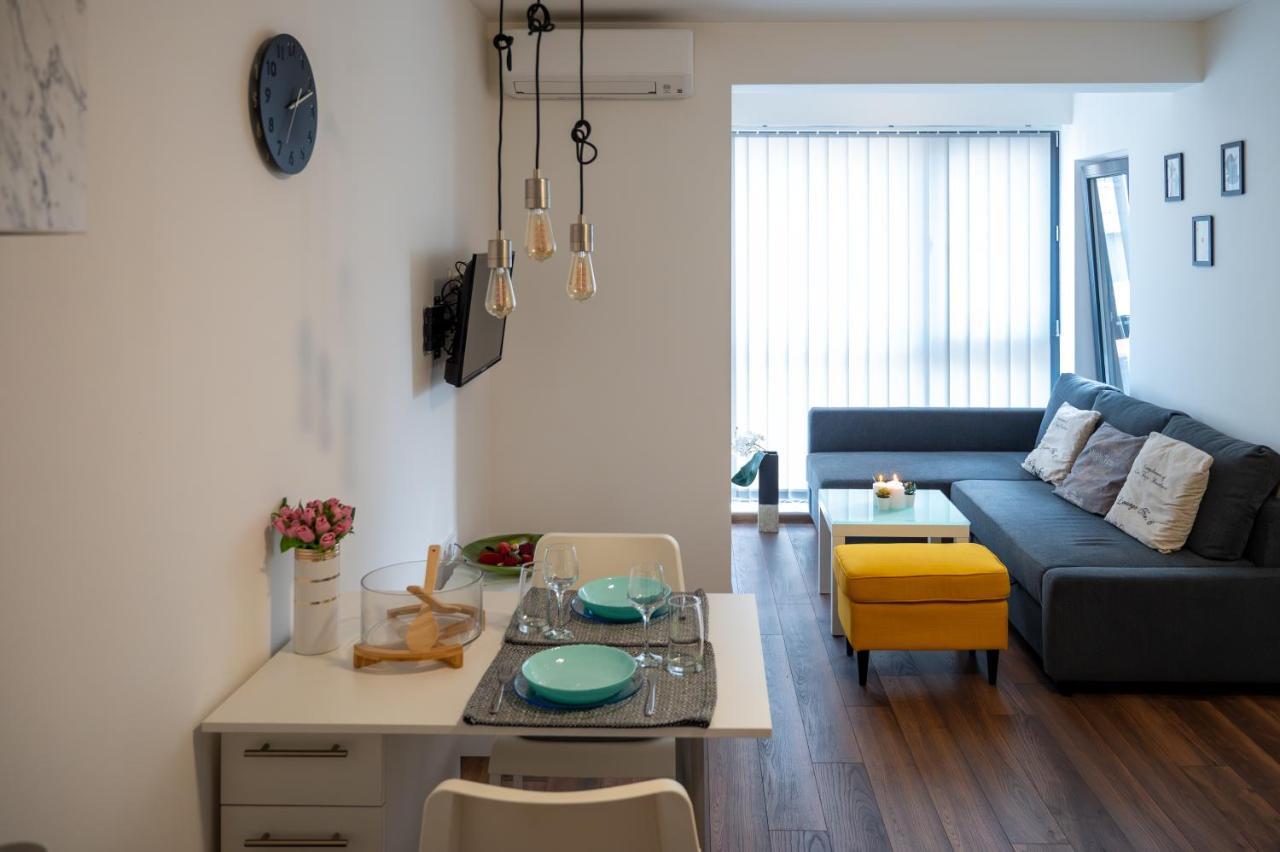 סופיה Bright Studio In The City Center מראה חיצוני תמונה