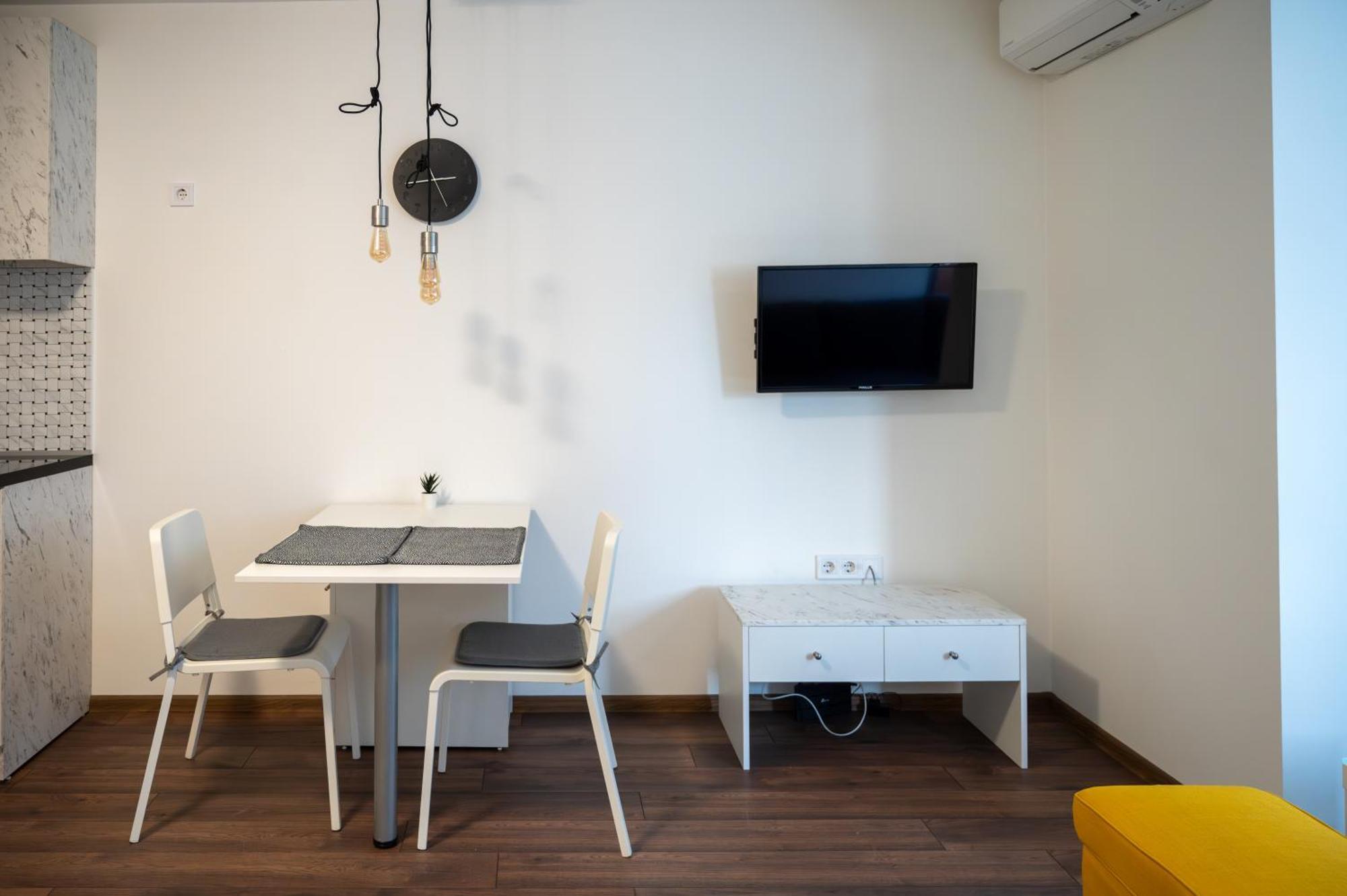 סופיה Bright Studio In The City Center מראה חיצוני תמונה