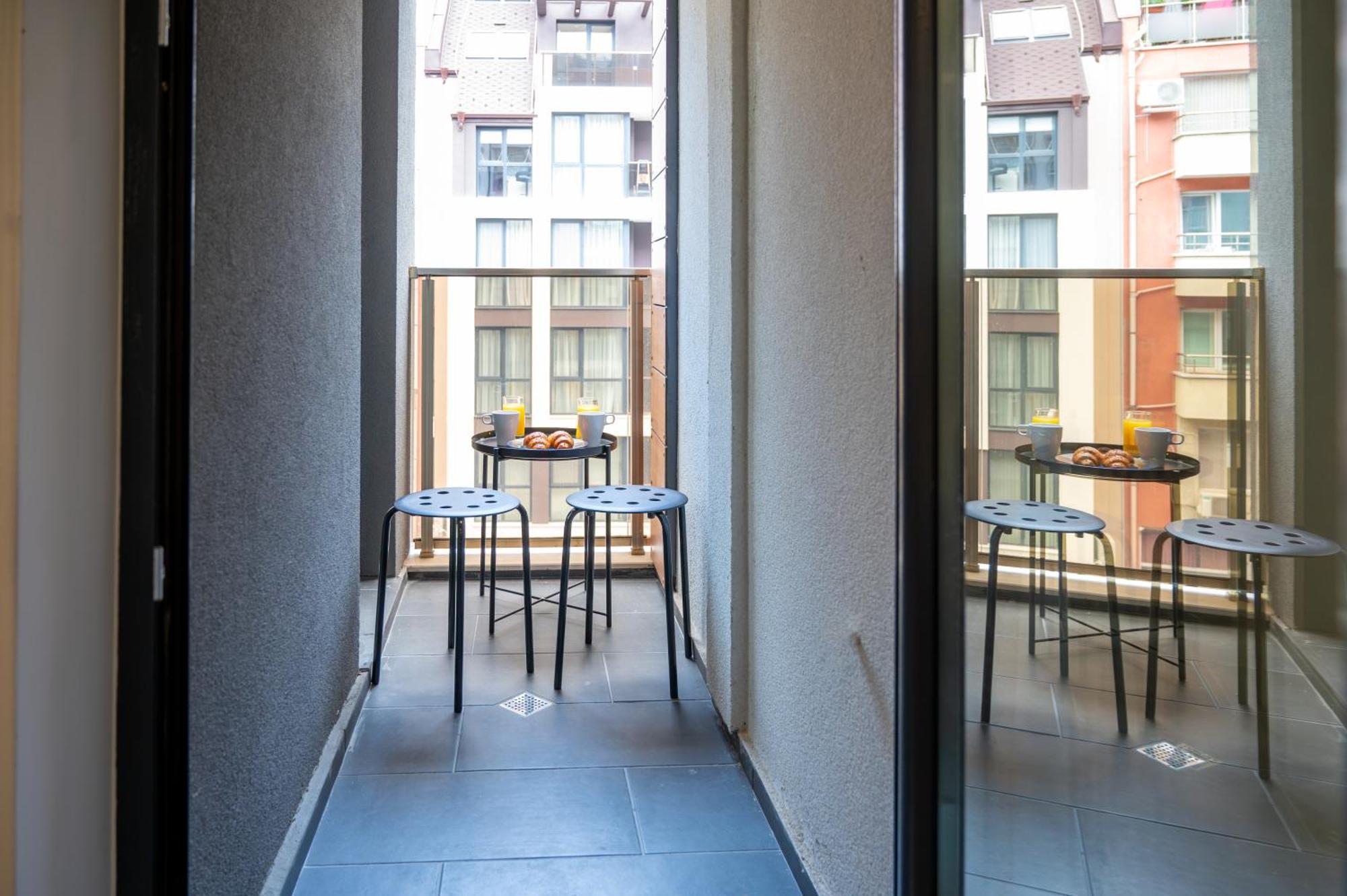 סופיה Bright Studio In The City Center מראה חיצוני תמונה